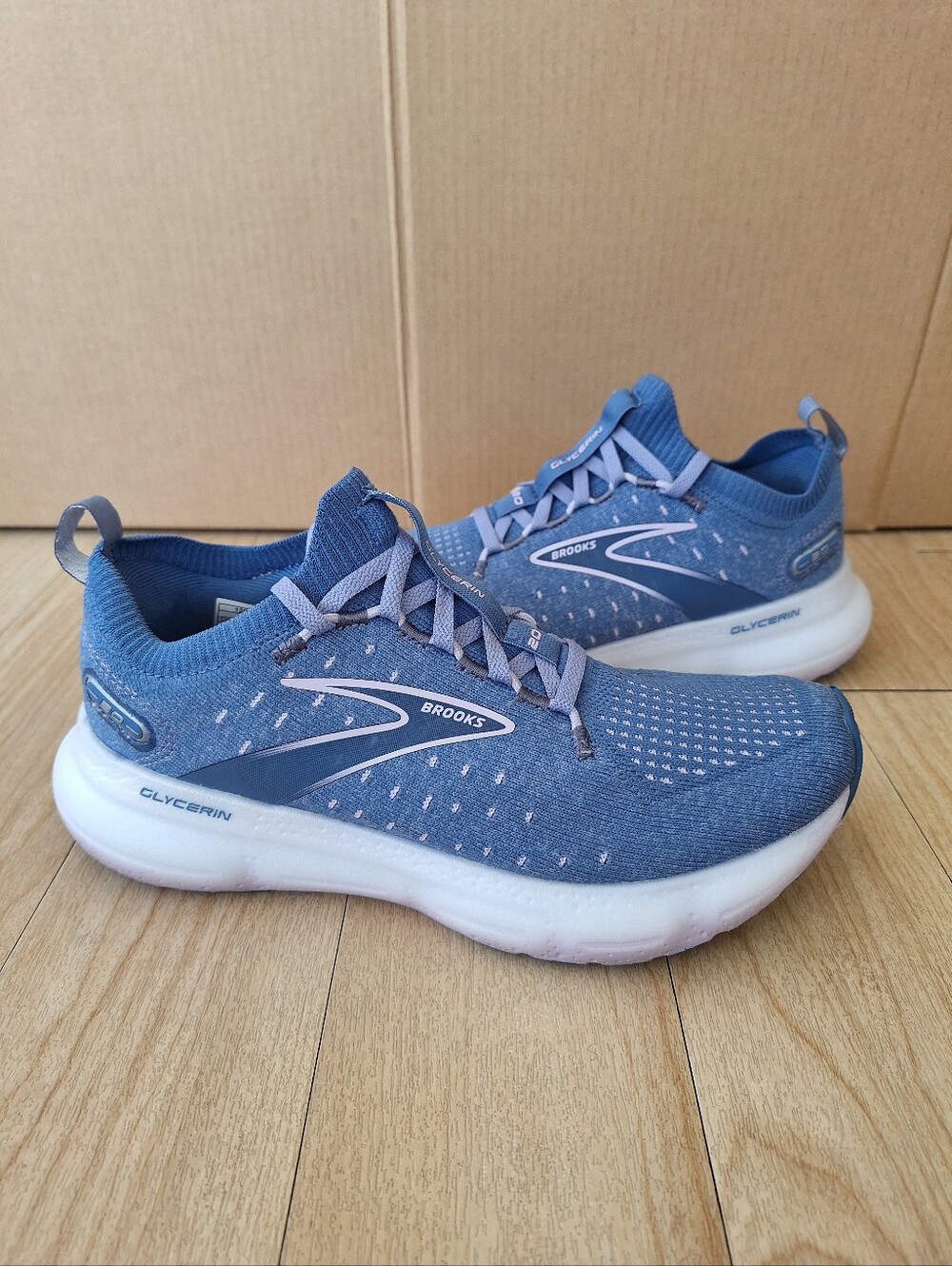 Brooks Glycerin StealthFit 20 Womens Running Training Shoes Size 8 Blue White